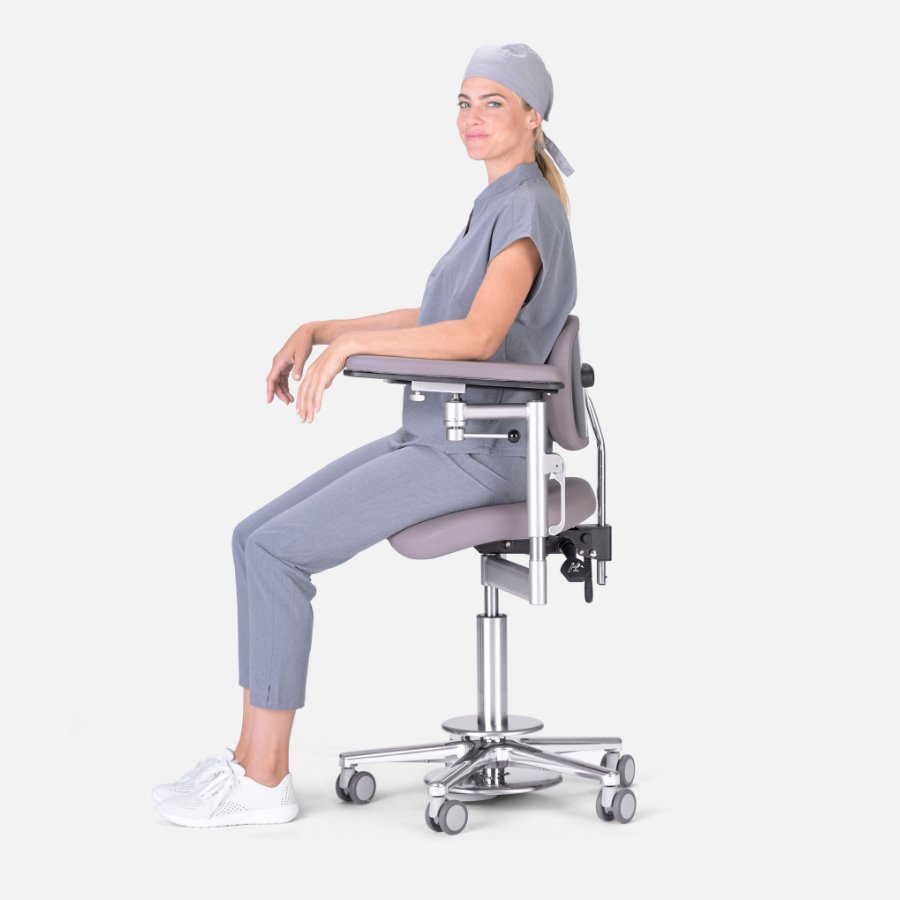 Вид сбоку микрохирургического стула BALANCE ADVANCE